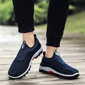Breathable lightweight comfortable running shoes for men