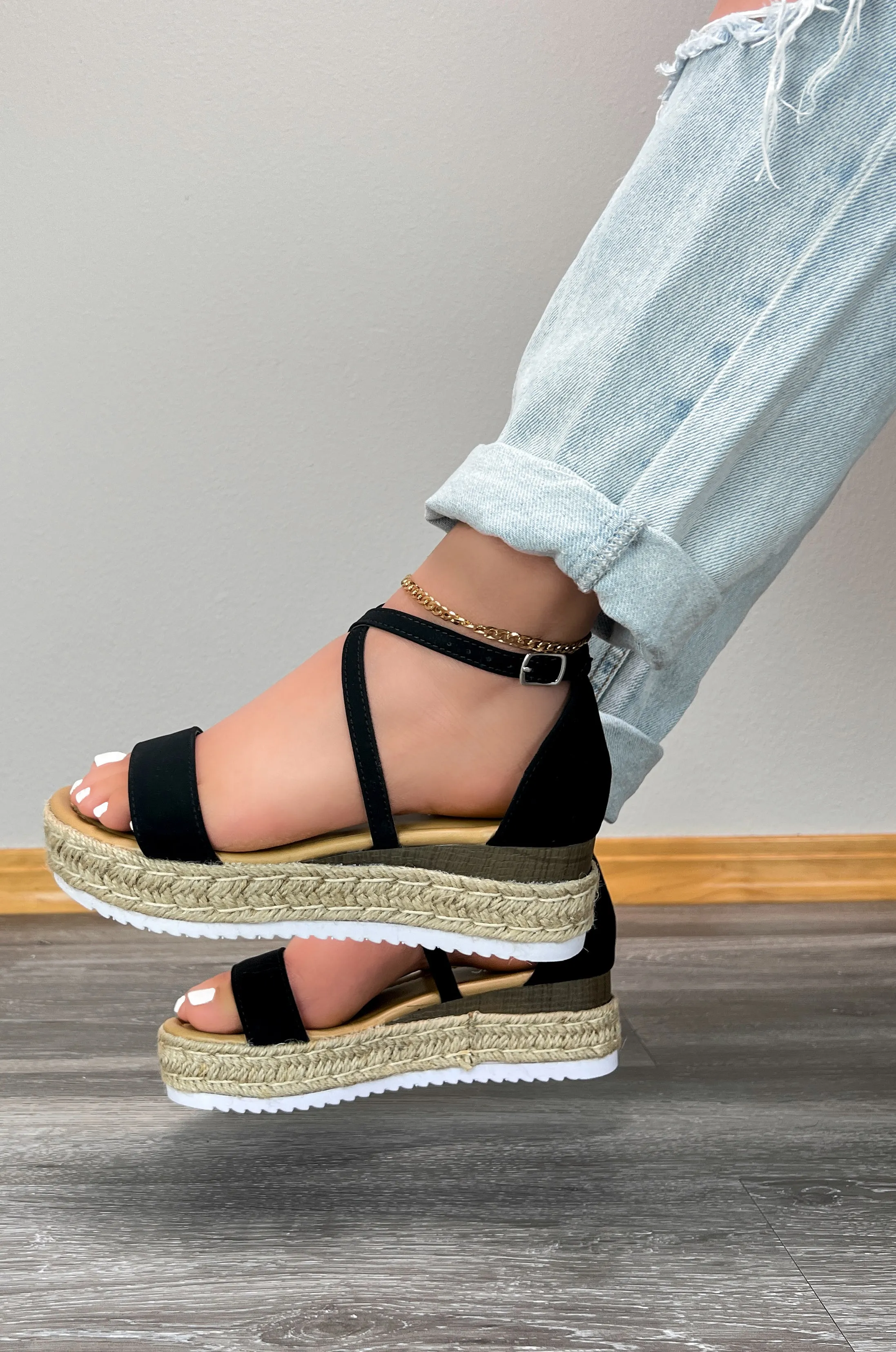 Candy - Flatform Espadrille Wedges, Stylish & Comfortable for Summer Days, Perfect for Casual or Dressy Outfits