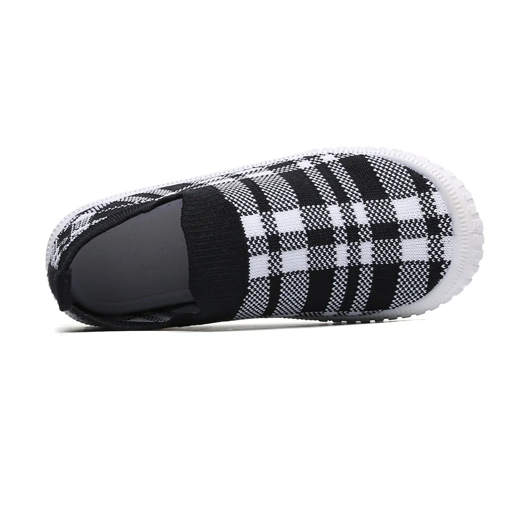 Kids Plaid Slip-On Walking Shoes, Lightweight Sneakers with Soft Sole