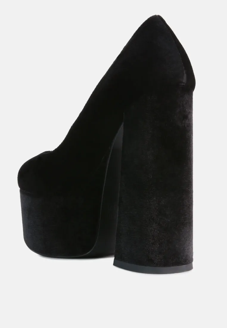 old novelty platform heel velvet pumps