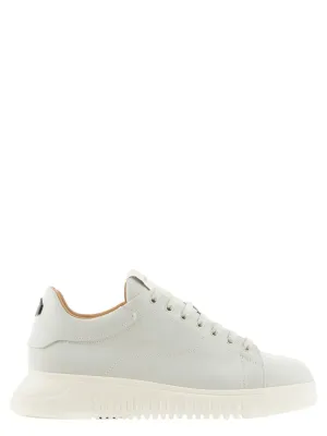 Sneakers in nabuk con suola zigrinata